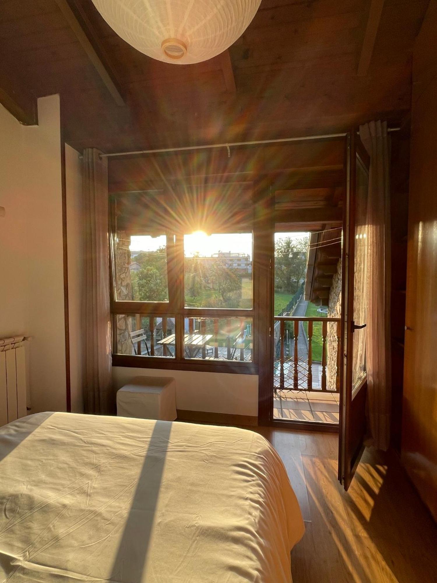 Ferienwohnung La Santina Y Su Balcon Avilés Exterior foto